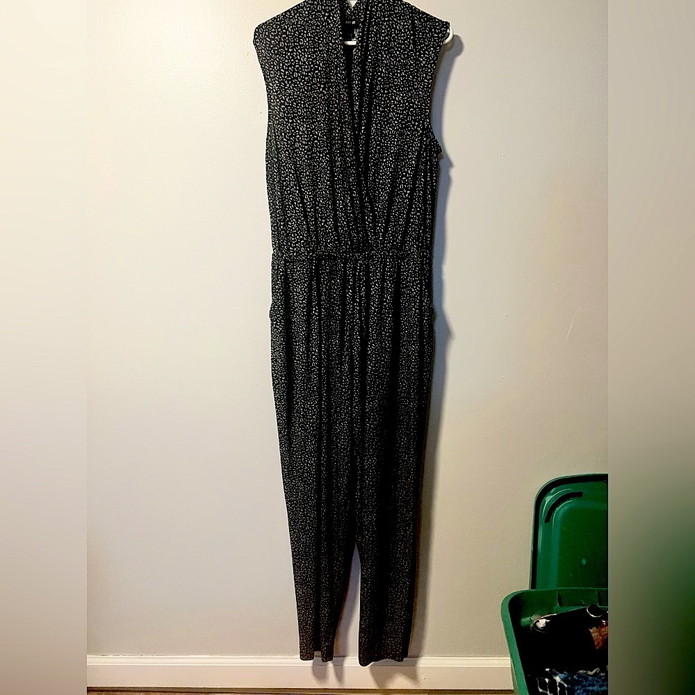 Apt. 9 Black and Tan Relaxed Fit Jumpsuit with Pockets dressy casual